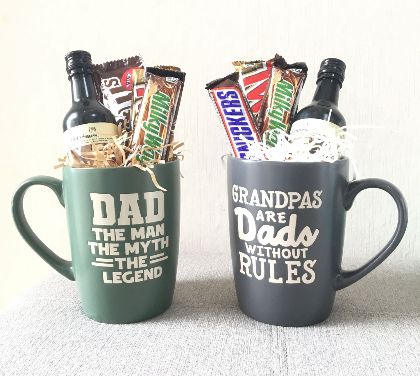 Tazas Para PAPA con mini vino y Chocolates