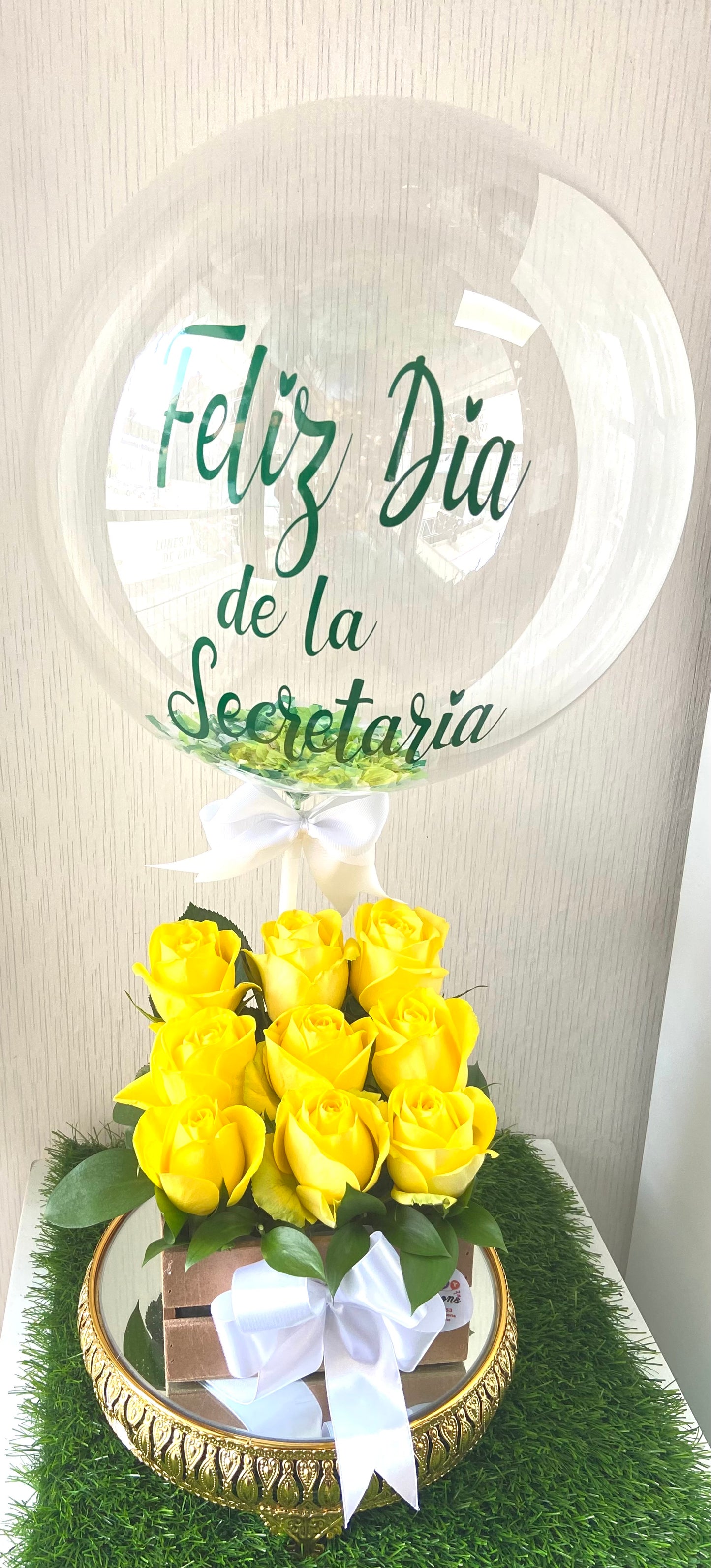Flores Feliz Dia De La Secretaria
