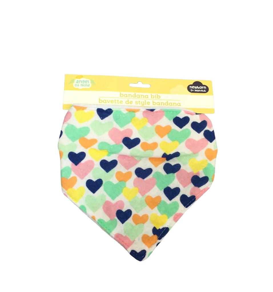 Babero con diseño de corazones