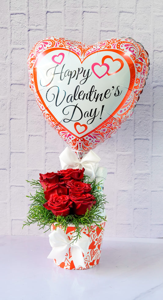 Arreglo de Flores Happy Valentine's Day & JP.